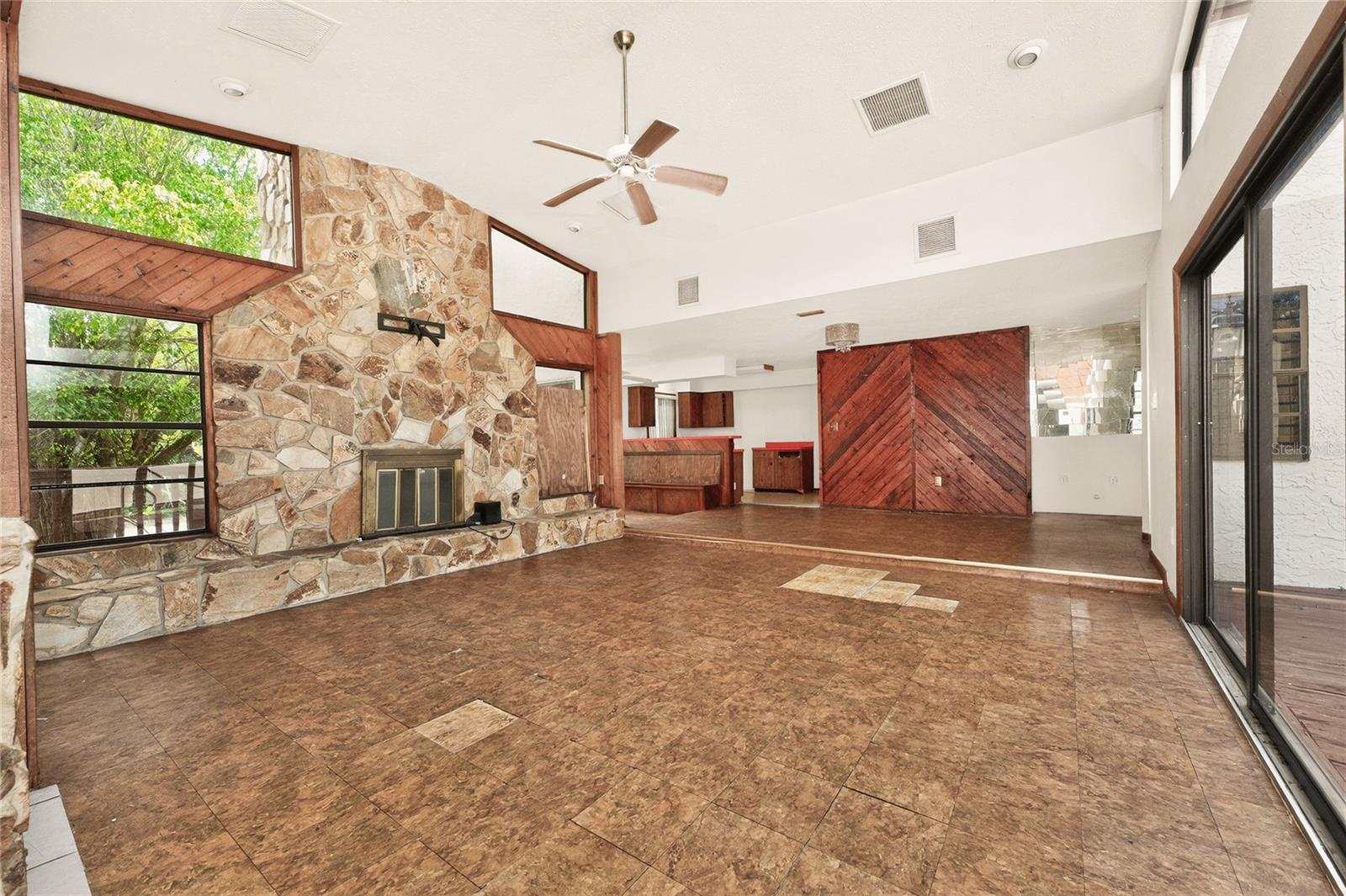 TIERRA CORONADO - Residential