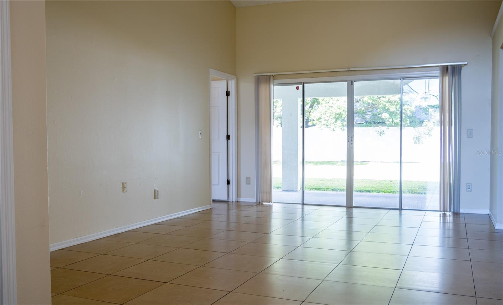 SOUTHCHASE - Residential