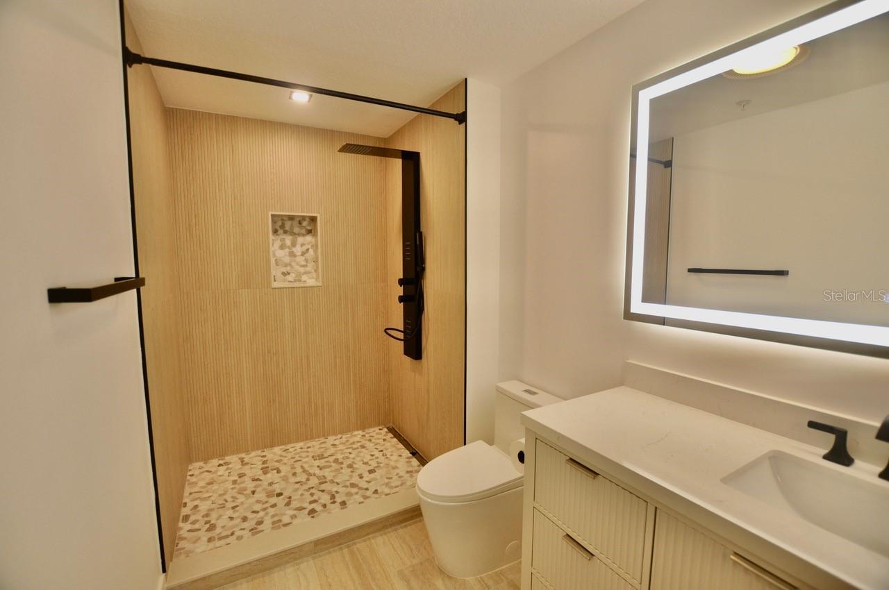 RENAISSANCE 1 - Residential