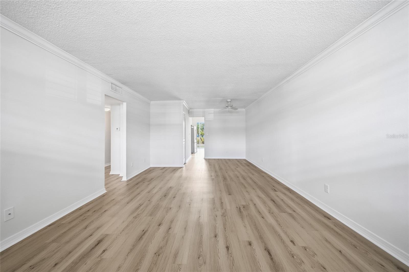 4895 BAY STREET NE 101