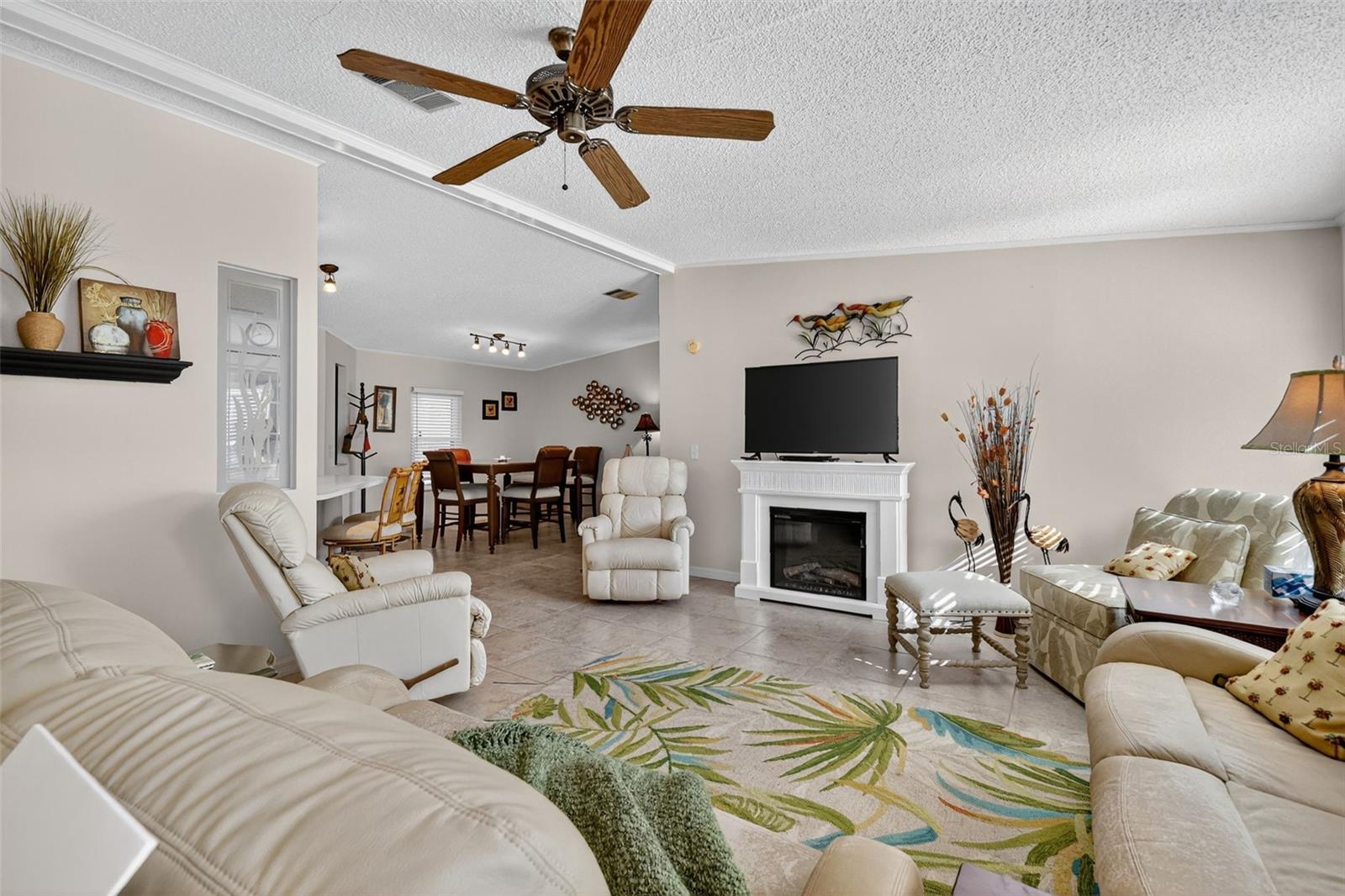 PLANTATION AT LEESBURG CASA DEL LAGO - Residential