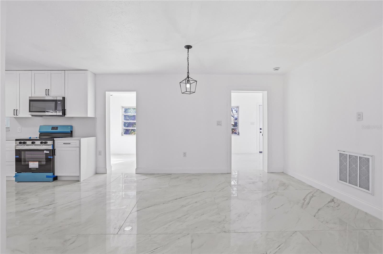 LAKEWOOD - Residential