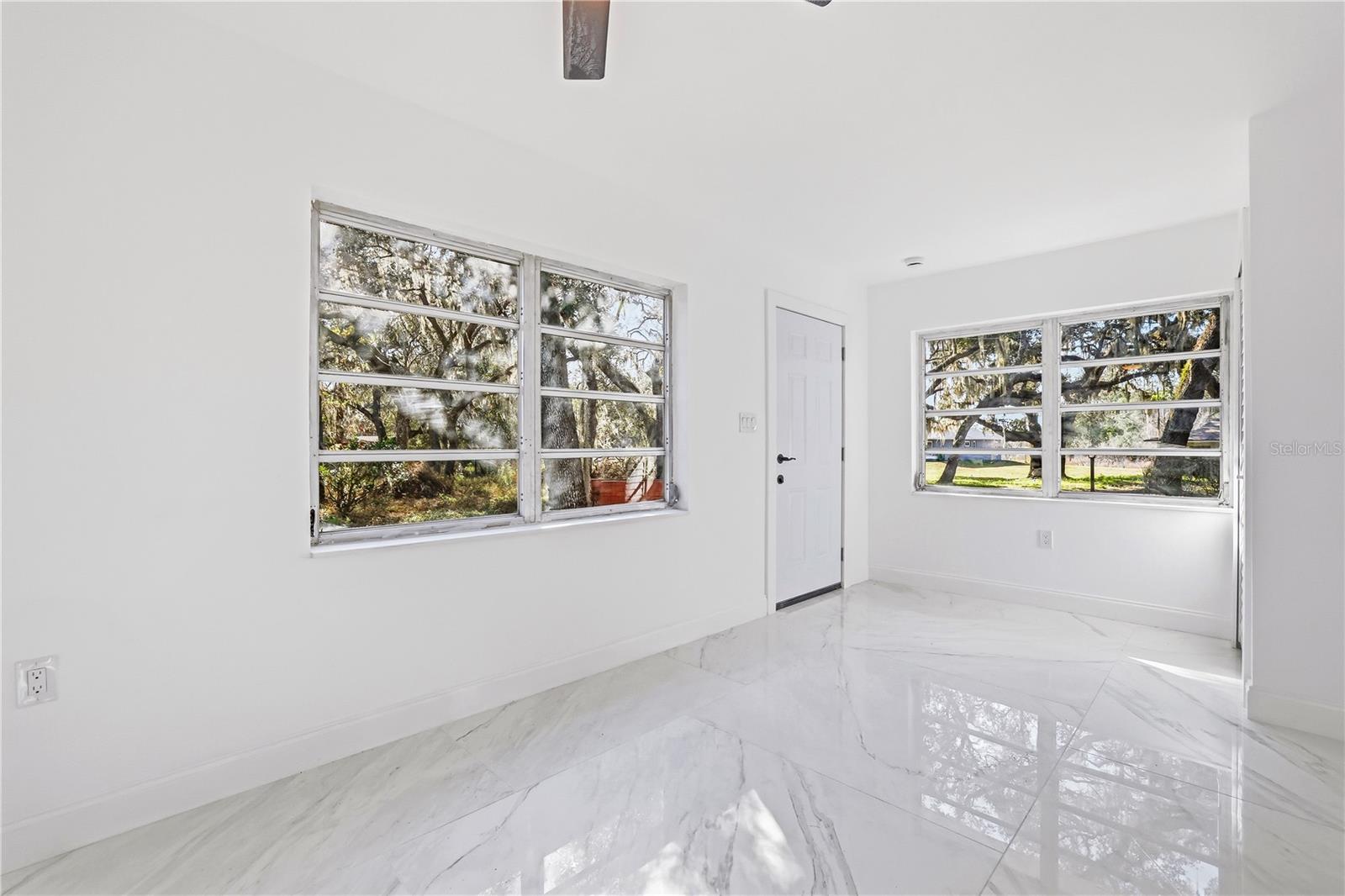 LAKEWOOD - Residential