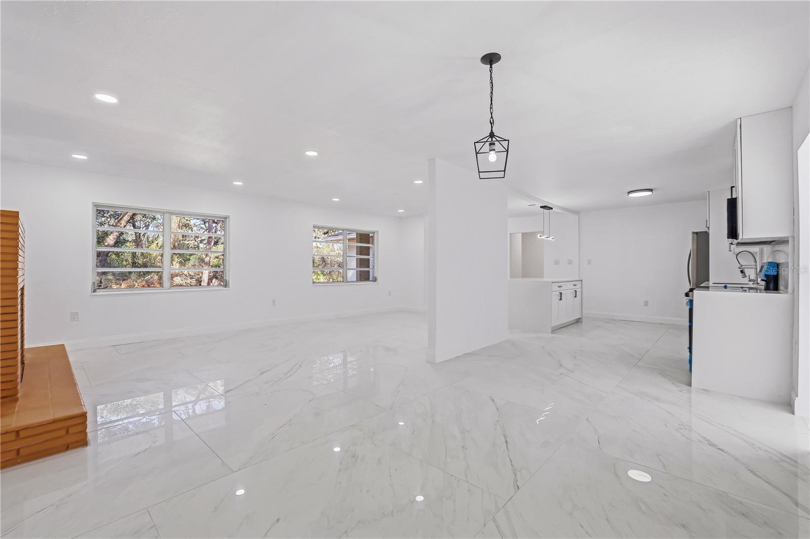 LAKEWOOD - Residential