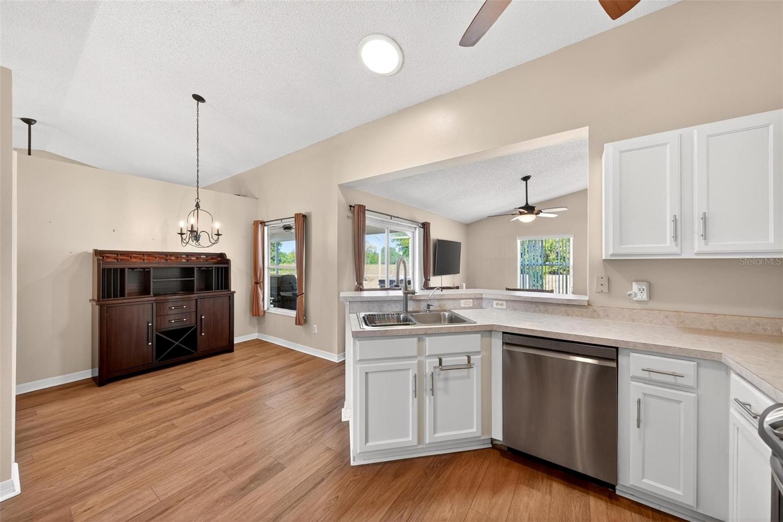 THE PLANTATION AT LEESBURG RIVERWALK VILLAGE - Residential