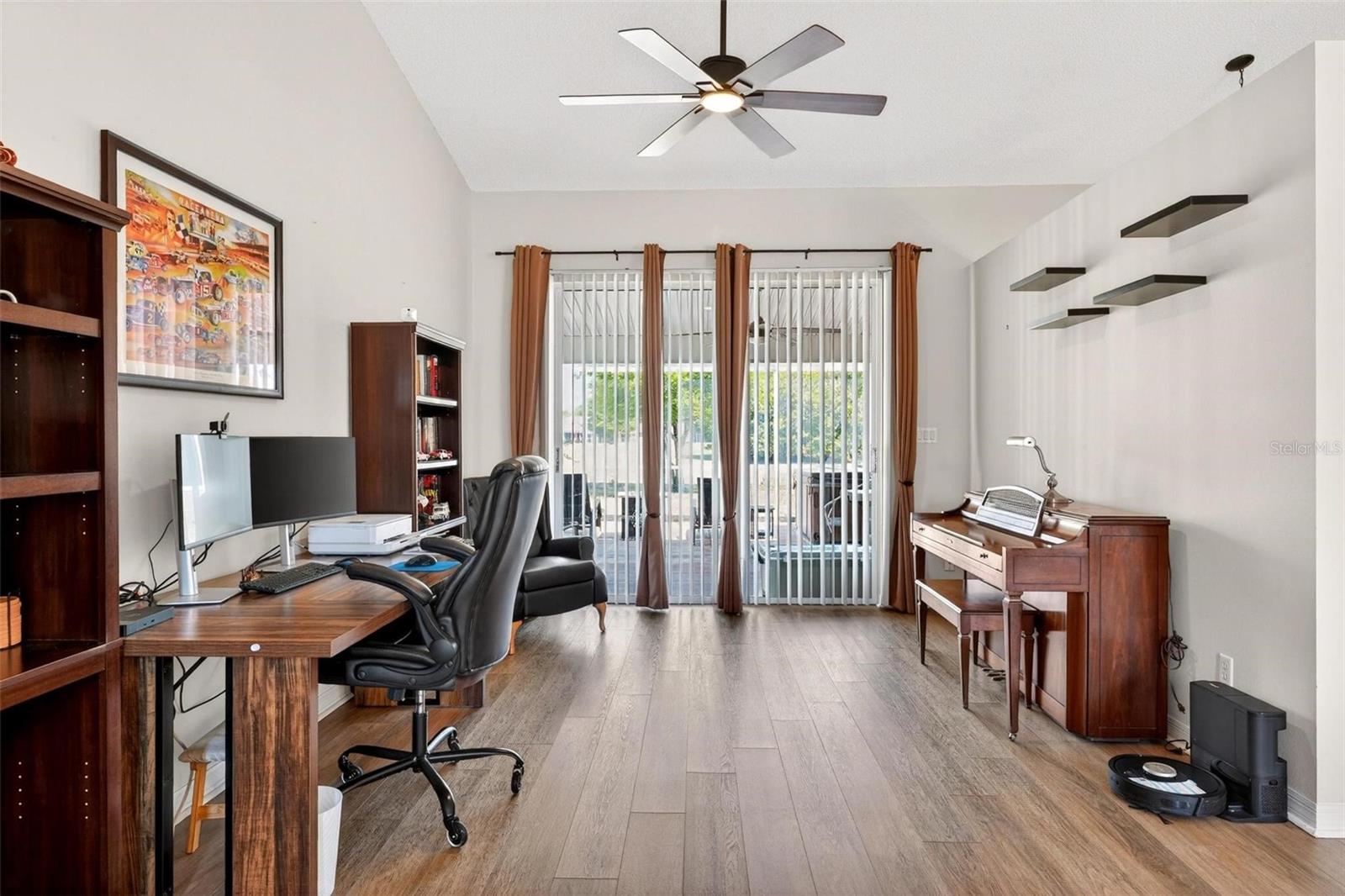 THE PLANTATION AT LEESBURG RIVERWALK VILLAGE - Residential