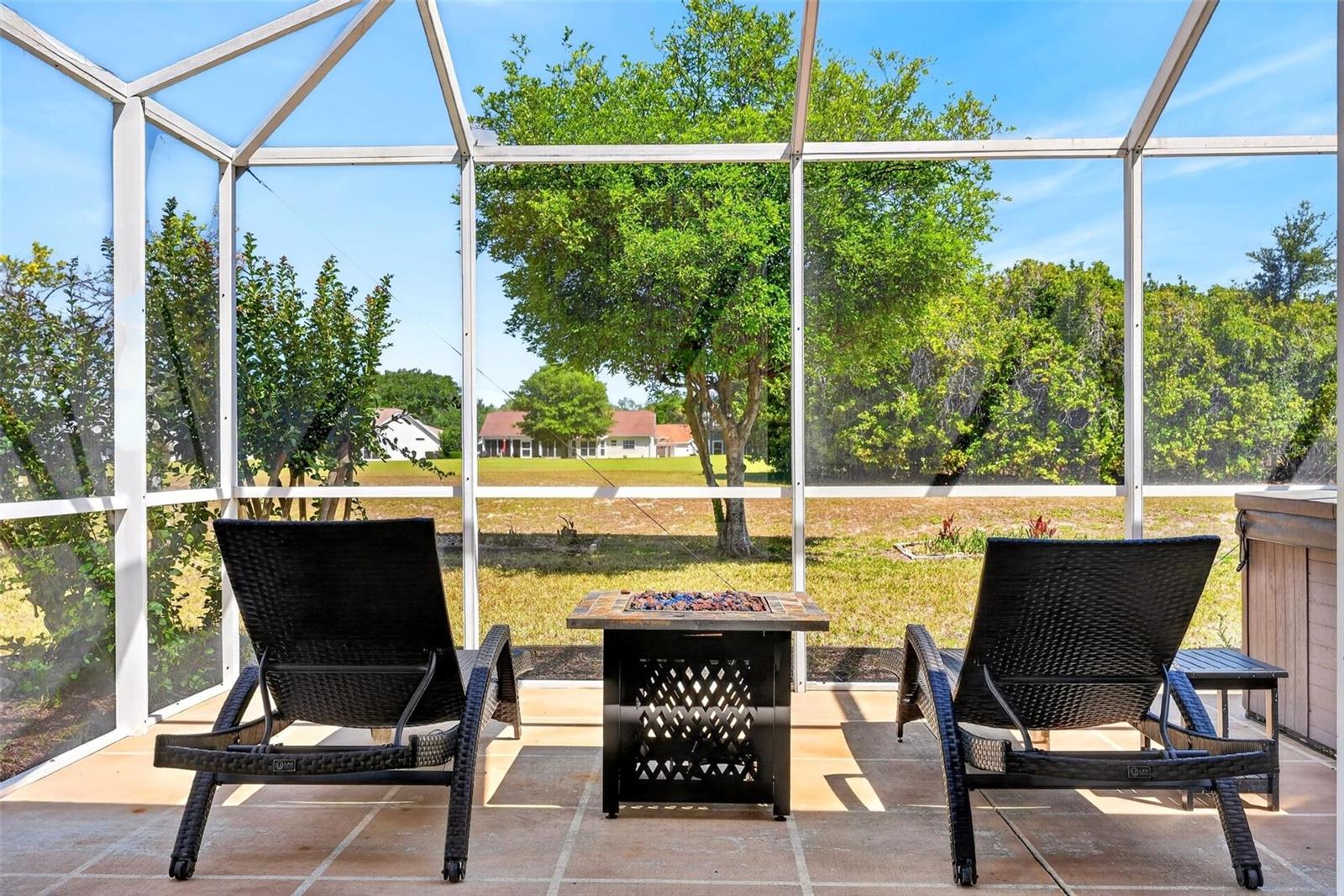 THE PLANTATION AT LEESBURG RIVERWALK VILLAGE - Residential