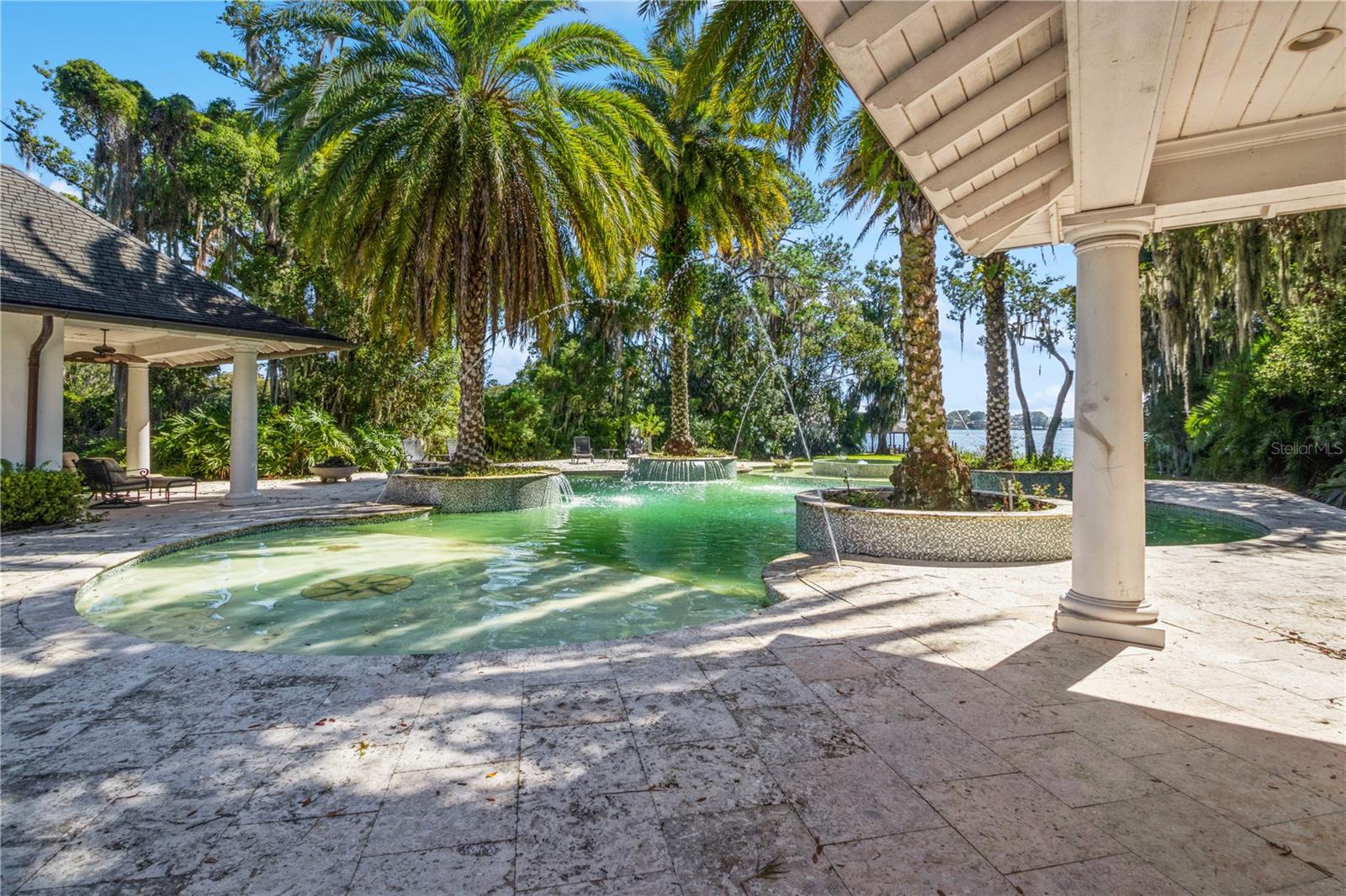 ADAMS GROVE - Residential