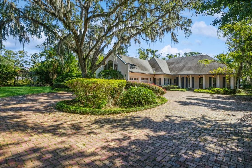 Home is Sold as is. Septic Tank on property. Septic tank works in conjunction with the city sewer system.