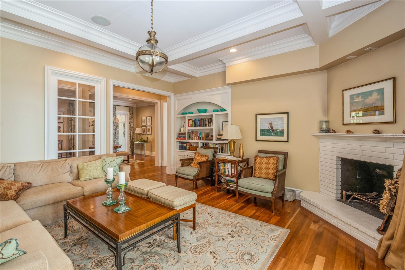 ADAMS GROVE - Residential