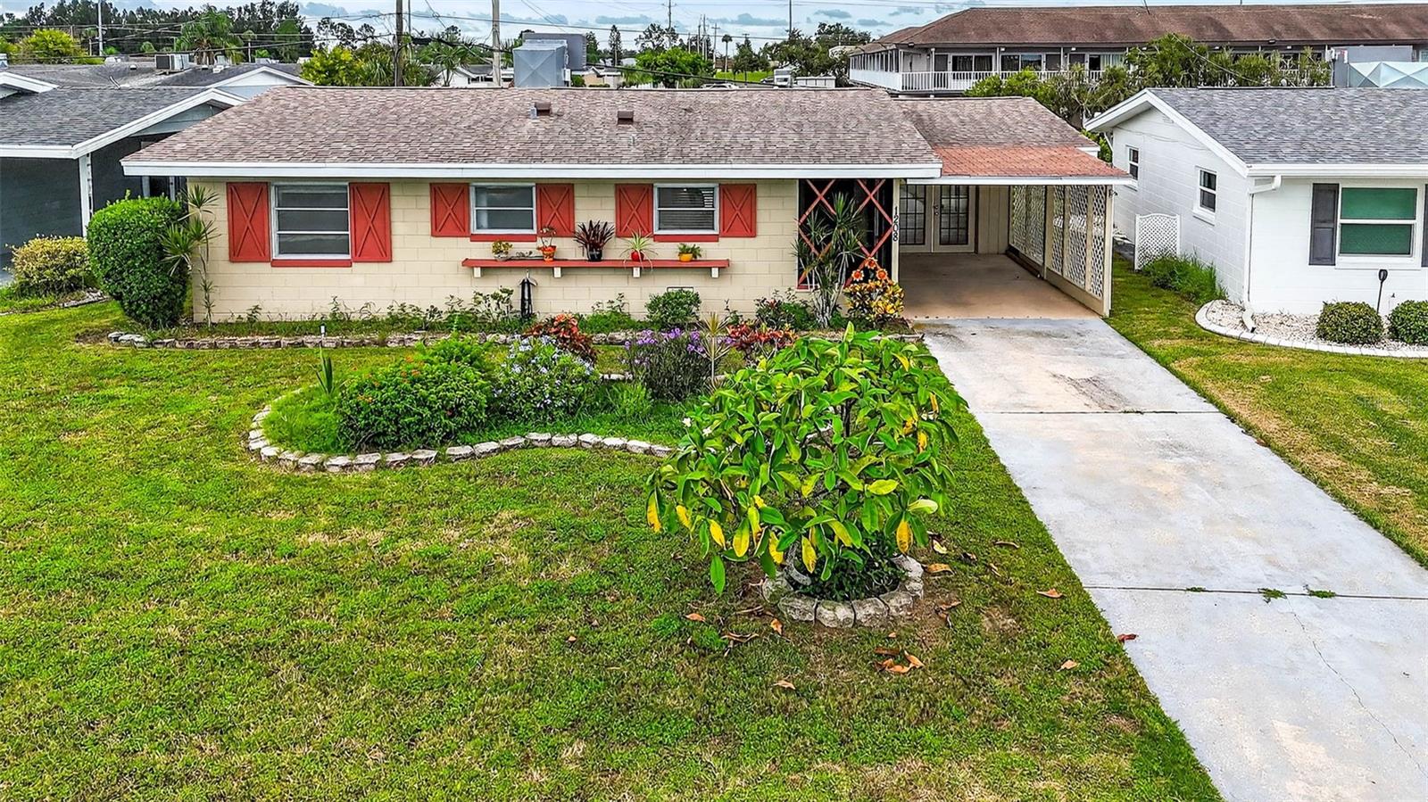 Affordable home in Sun City Center. Close to amenities. The new owner can install a fence with POA approval. Lawn Maintenance, water/sewer, and irrigation water are included in the local POA fee. Some updates have been done; both bathrooms are nicely done, and insulated windows in the sun room. Roof installed in 2017, AC 2022, new electric panel, repiped in 2022. This is a popular floorplan, don't miss out, priced to sell.
Voted the 2024 #1 Retirement Community in America by Realtor.com and Travel and Leisure Magazine. Sun City Center is an affordable and popular 55+ community just loaded with activities and fun stuff to do, from 200+ clubs, golf, tennis, pickle ball, volleyball, horseshoe pits and softball to crafts, art, dancing and a recently built state of the art fitness center. If you like water enjoy the Indoor lap pool, walking pool and hot tub or outdoor pool and hot tub. There is a Cafe for breakfast, lunch and dinners to go. Golf carts are the 2nd mode of transportation for shopping, doctor’s offices, hospital and public golf courses. All within 30-45 minutes to Tampa, Sarasota with all its cultural events, major sports events, Disney and award-wining sugar sand beaches.