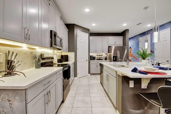 SOLARA RES VACATION VILLAS REP - Residential