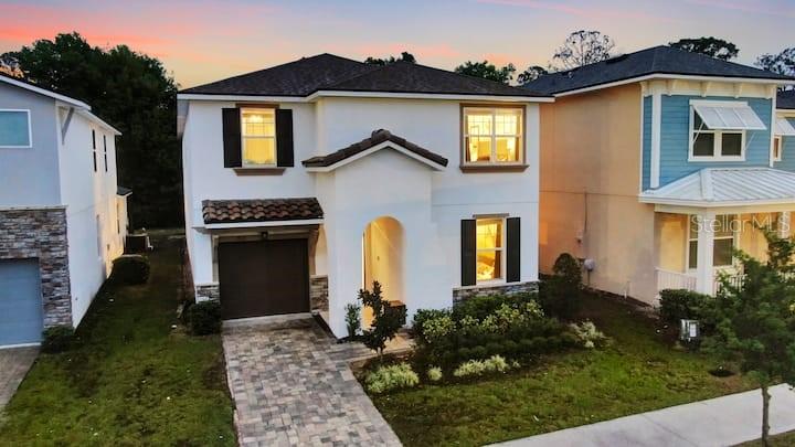 SOLARA RES VACATION VILLAS REP - Residential