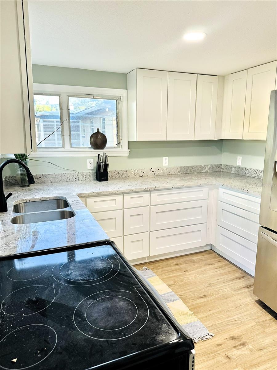 CITY ZEPHYRHILLS - Residential