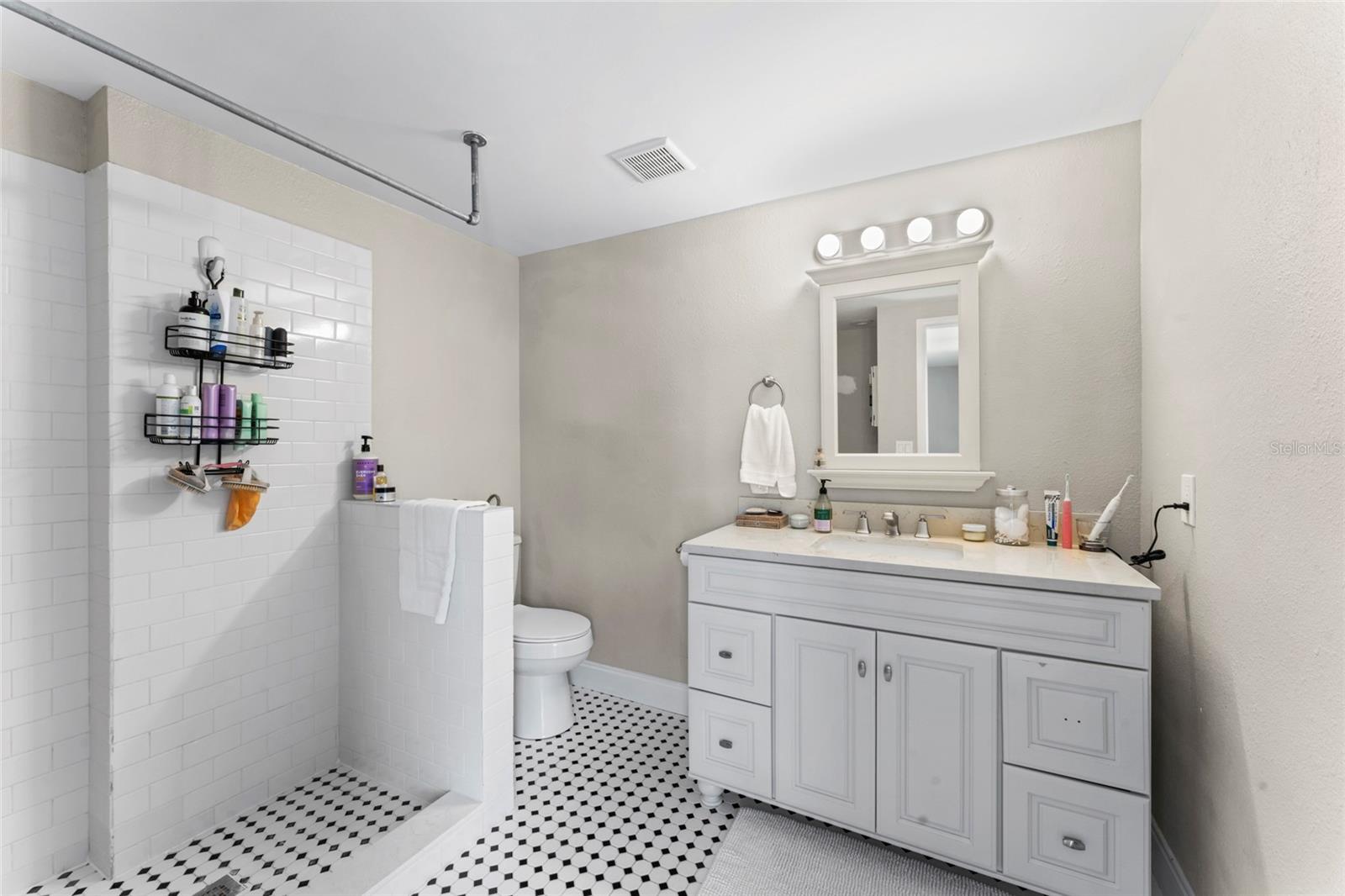 NORTHDALE SEC F UNIT 1 - Residential