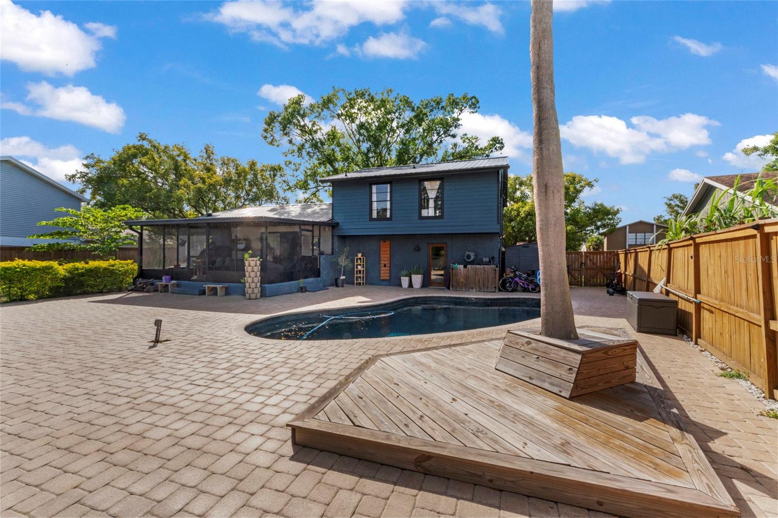 NORTHDALE SEC F UNIT 1 - Residential