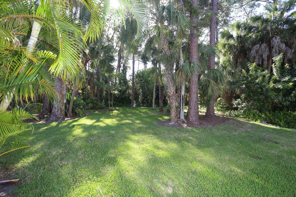 VILLAGE GARDENS PH 2 - Residential Lease