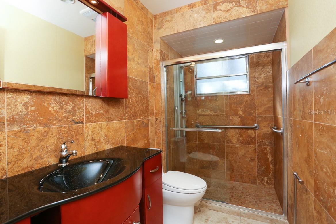 VILLAGE GARDENS PH 2 - Residential Lease