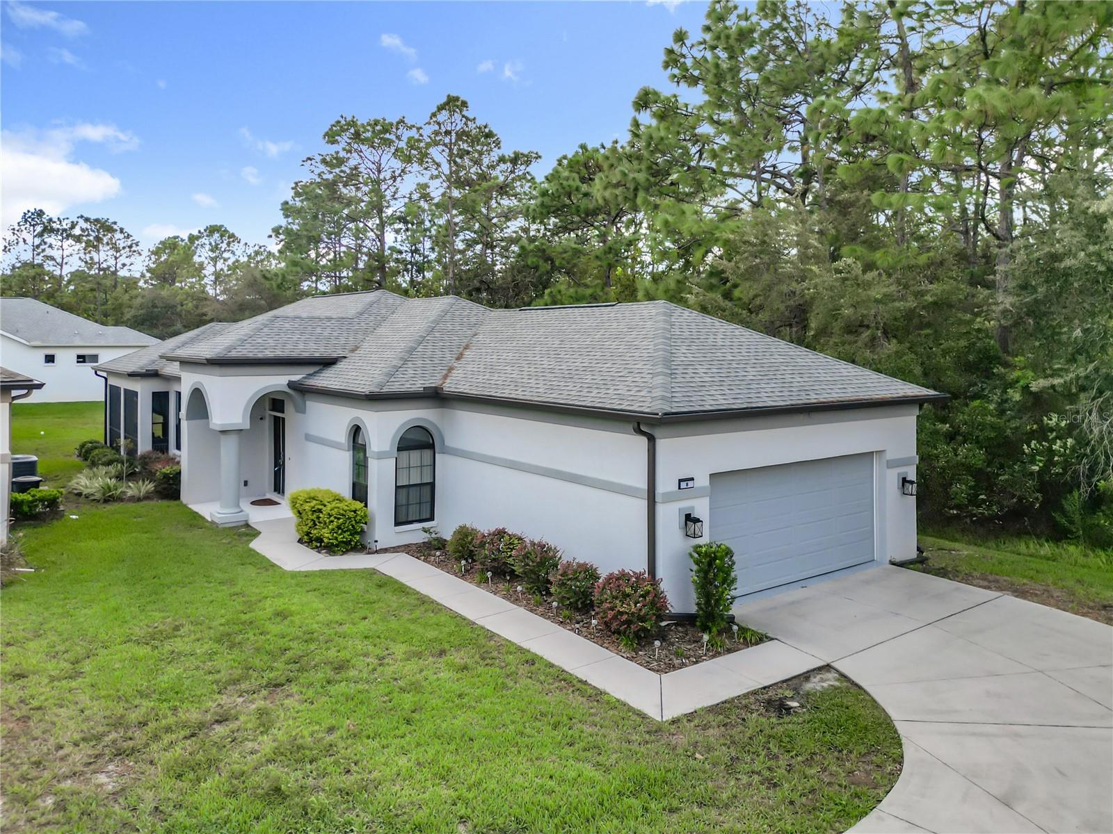BEECHWOOD POINT VILLAS CONDO - Residential