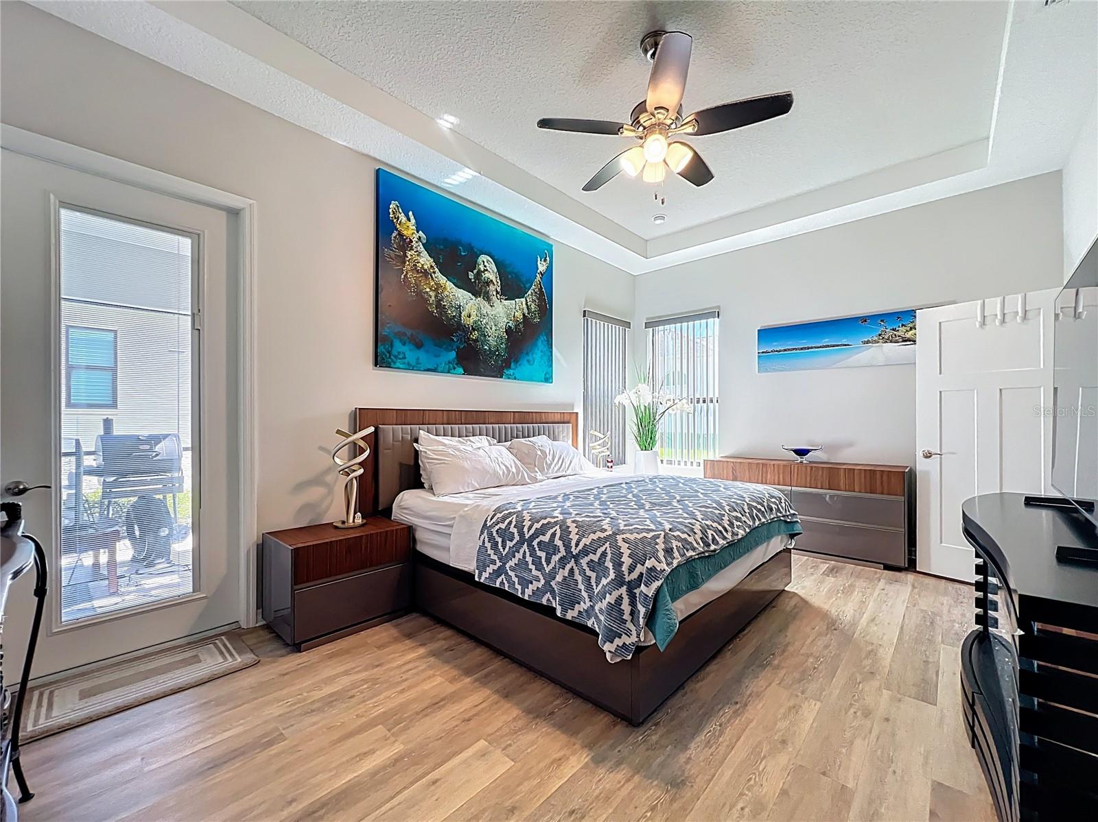BEECHWOOD POINT VILLAS CONDO - Residential