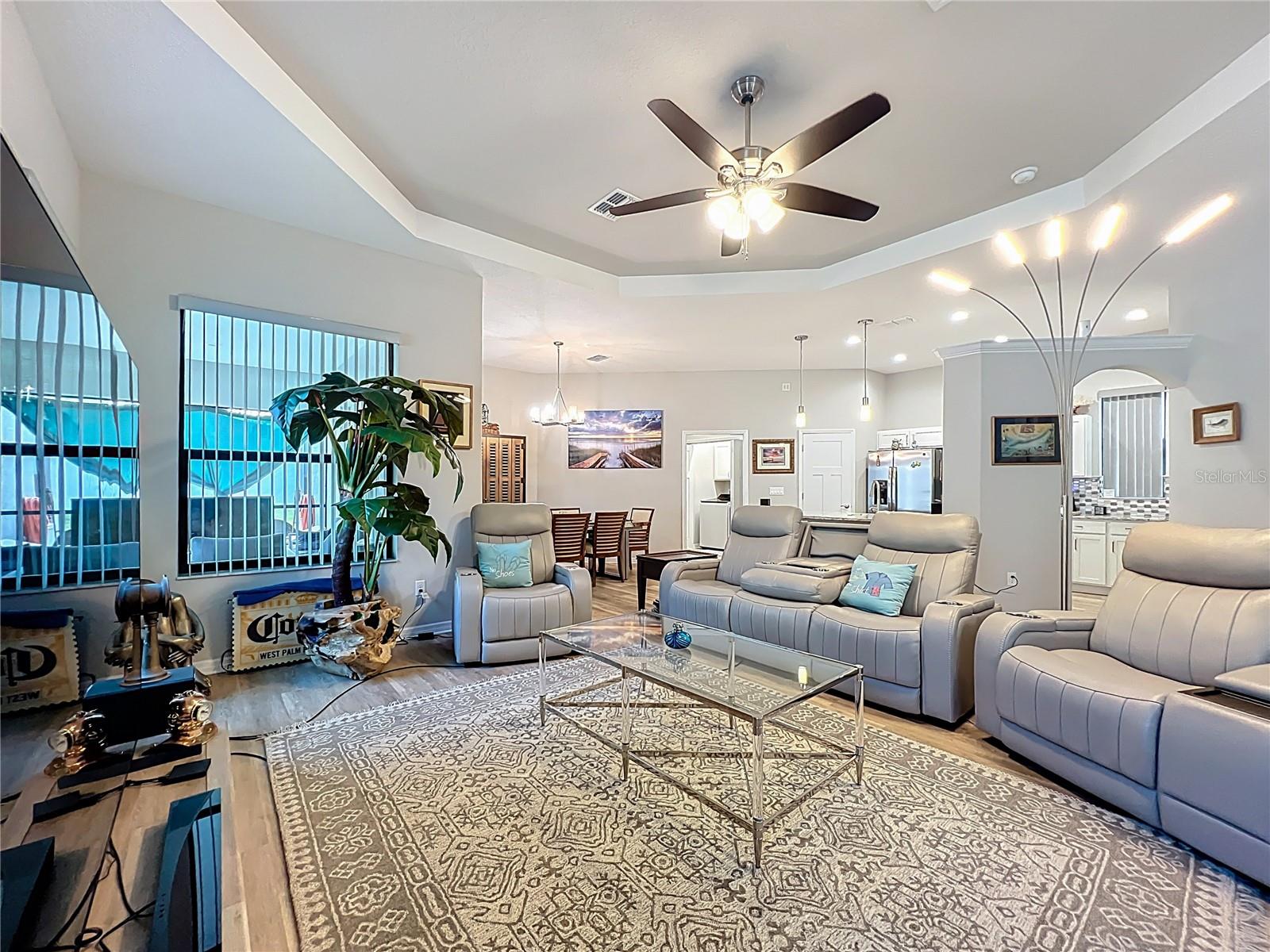 BEECHWOOD POINT VILLAS CONDO - Residential