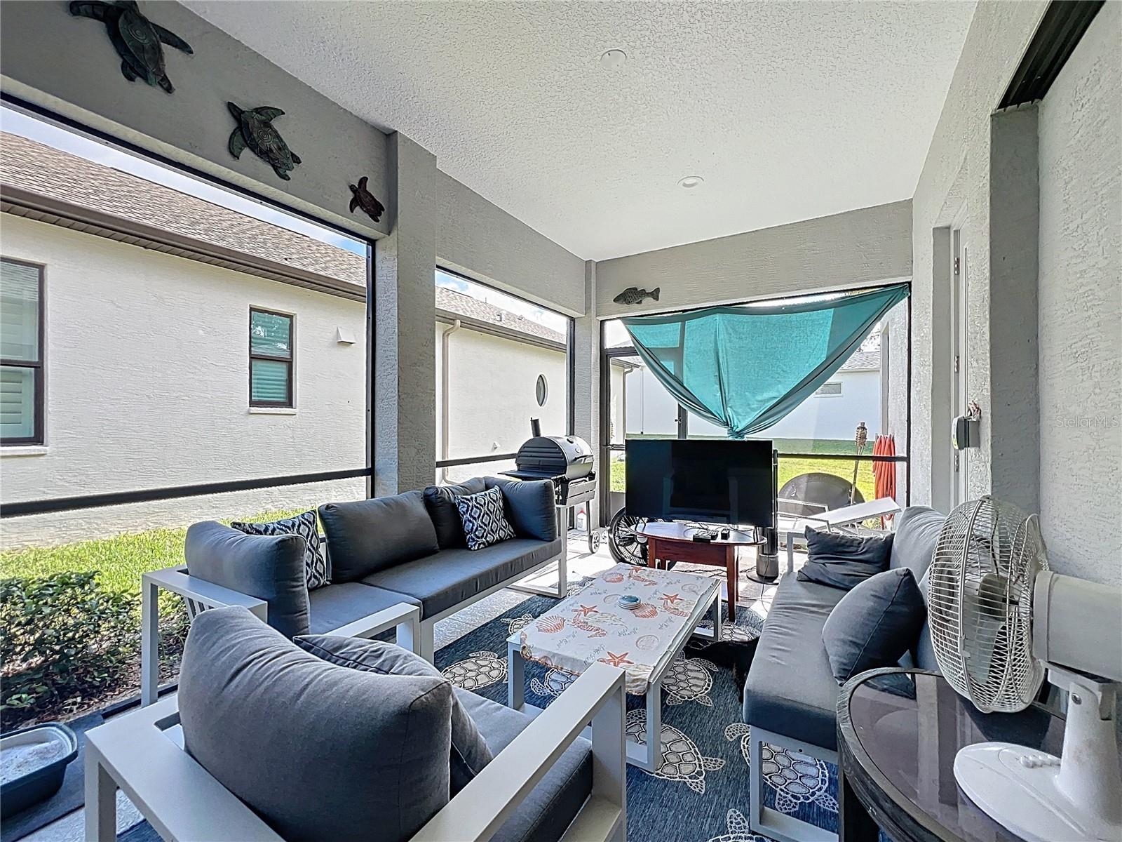 BEECHWOOD POINT VILLAS CONDO - Residential
