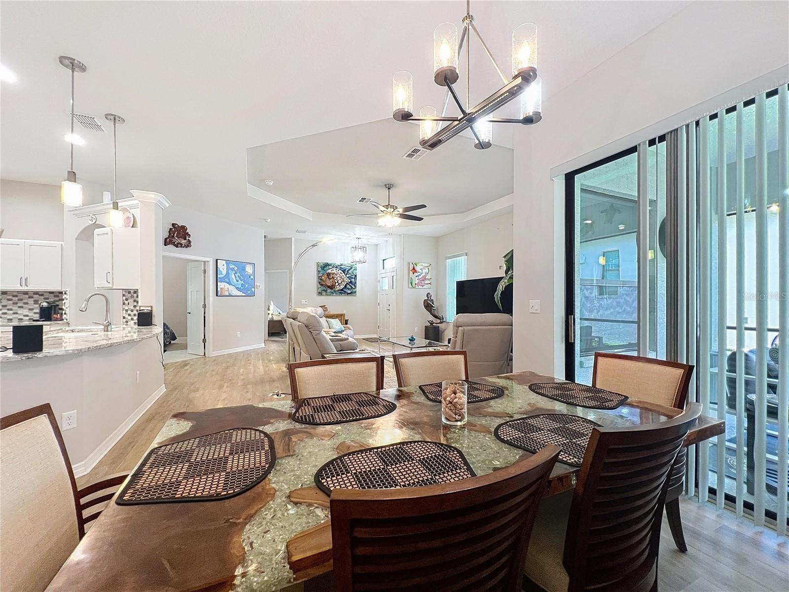 BEECHWOOD POINT VILLAS CONDO - Residential