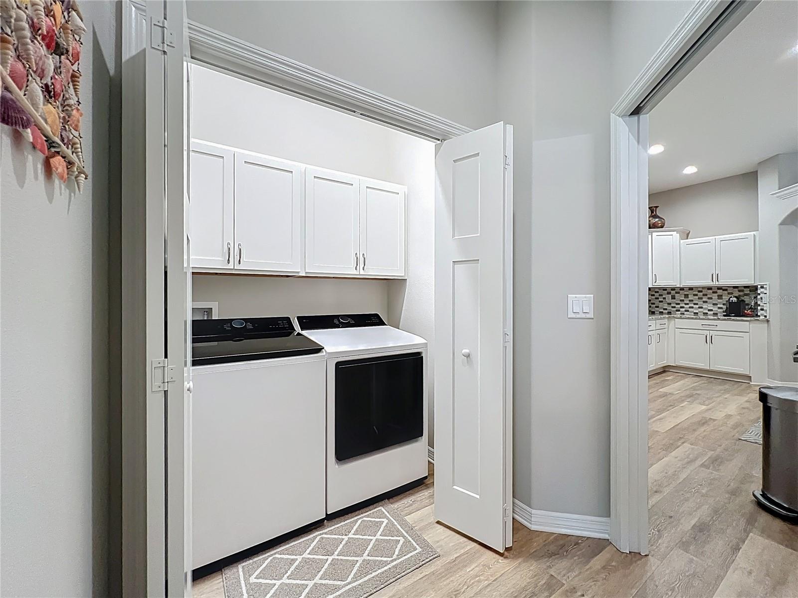 BEECHWOOD POINT VILLAS CONDO - Residential