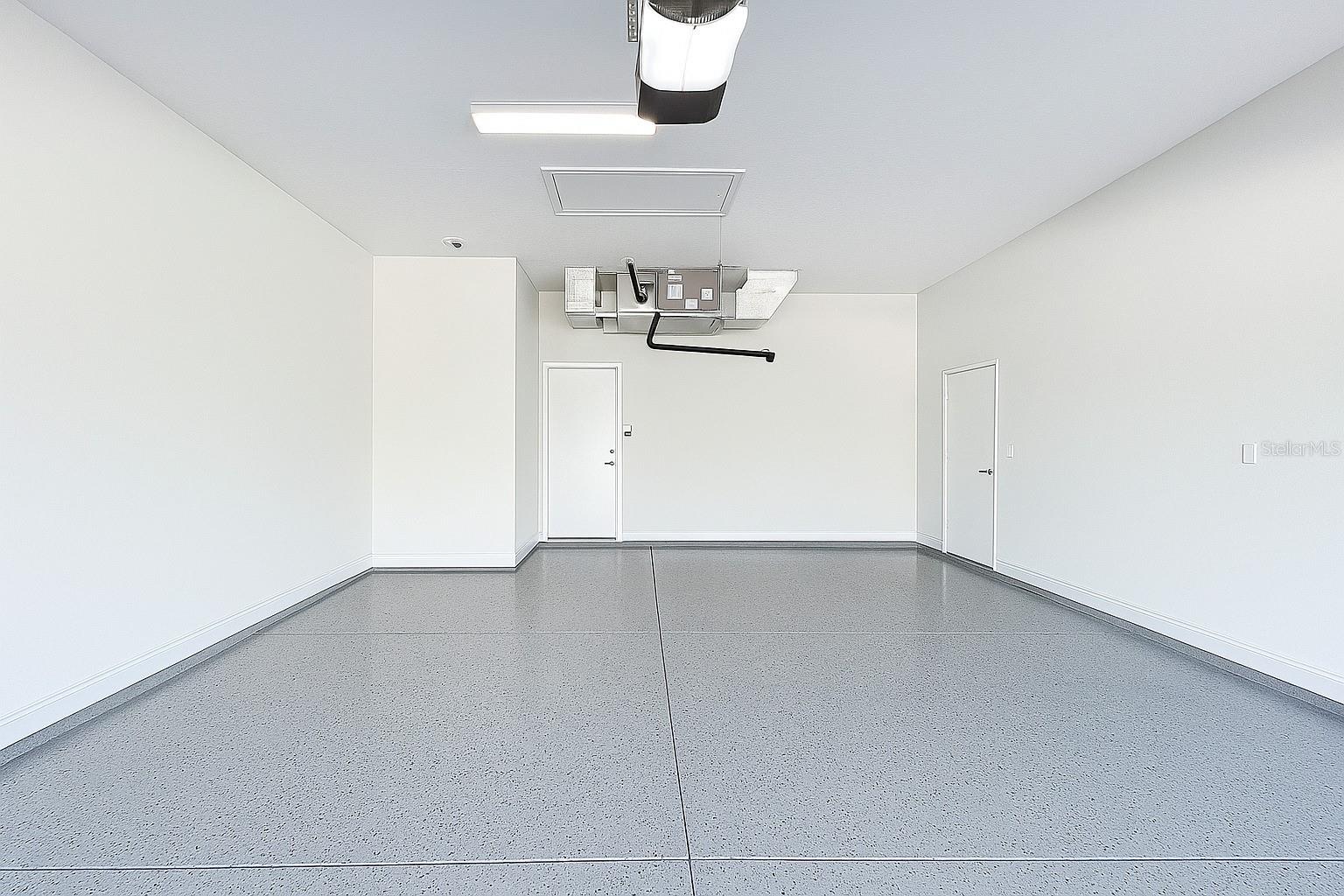 BEECHWOOD POINT VILLAS CONDO - Residential