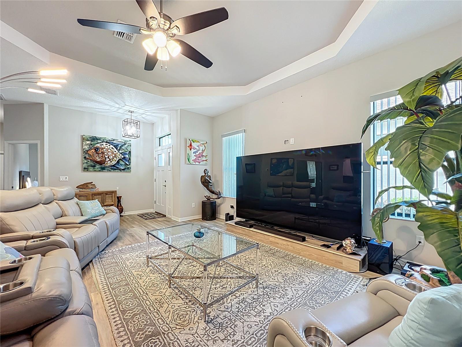 BEECHWOOD POINT VILLAS CONDO - Residential