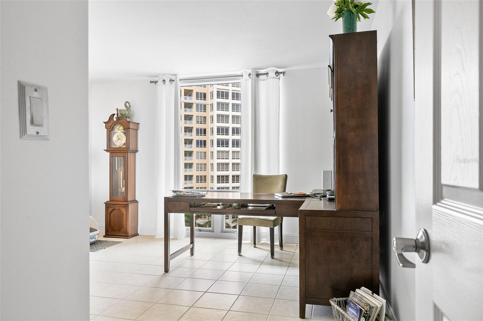 ONE WATERGATE - Residential