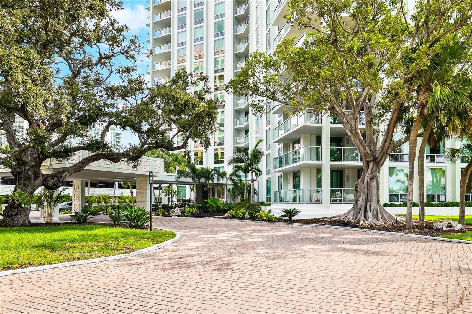 ONE WATERGATE - Residential