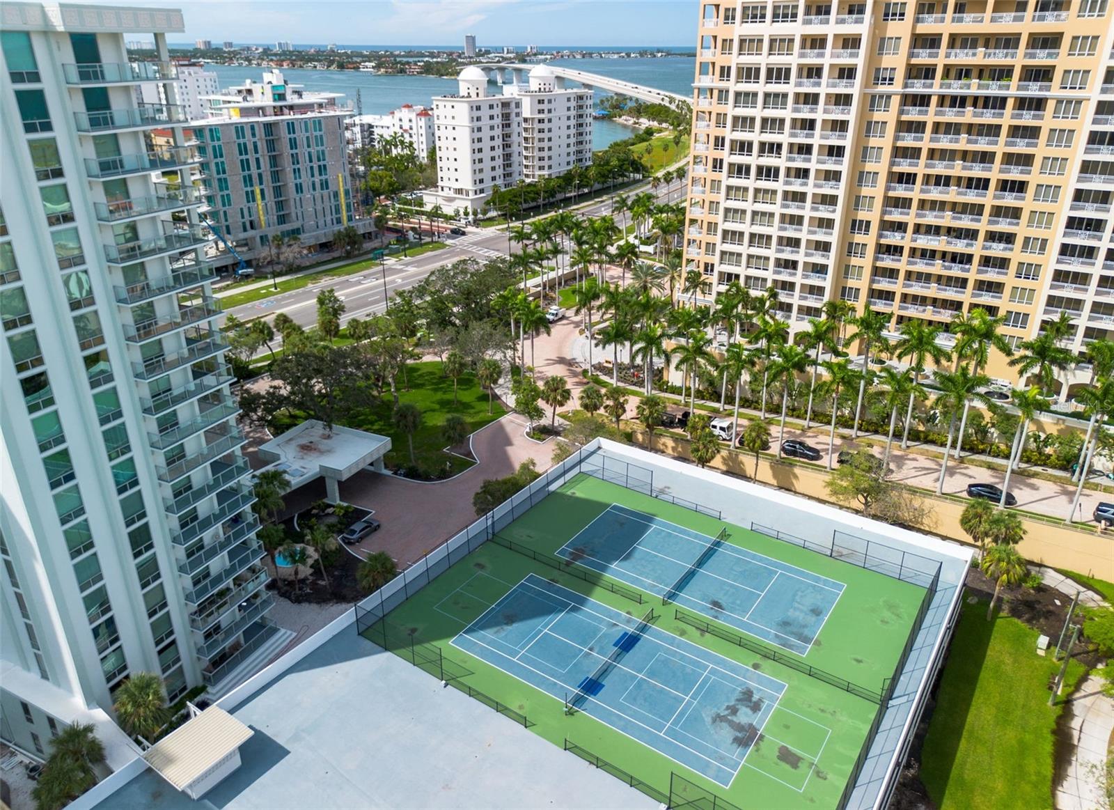 ONE WATERGATE - Residential