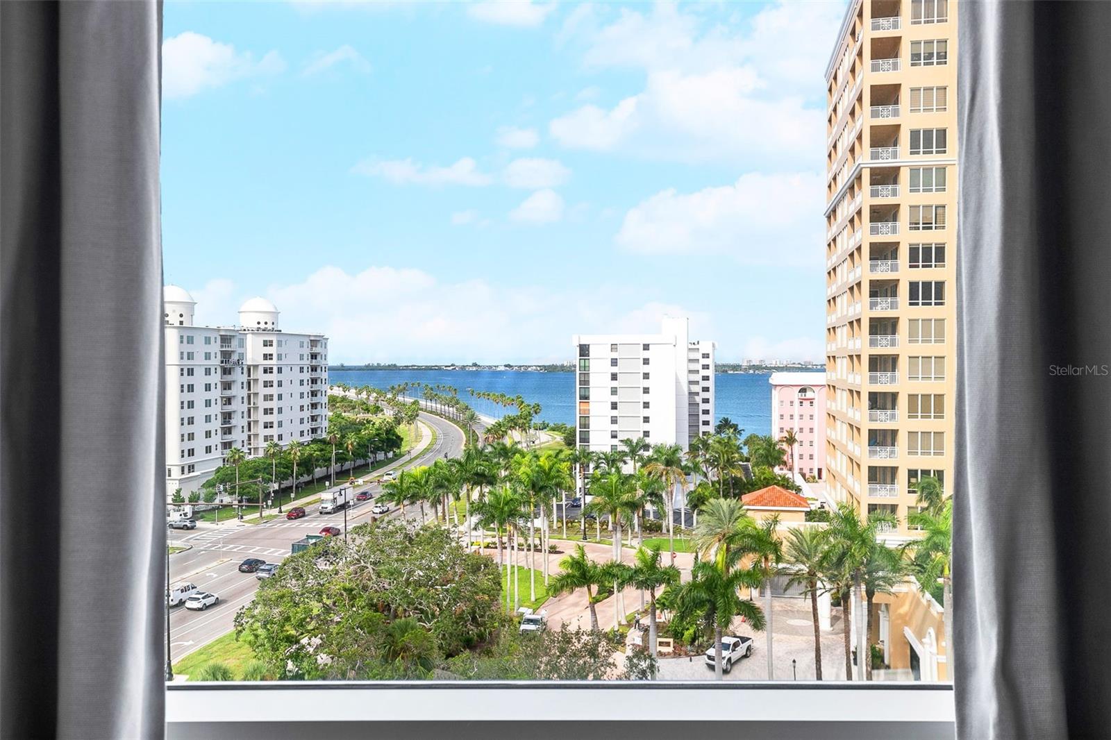 ONE WATERGATE - Residential