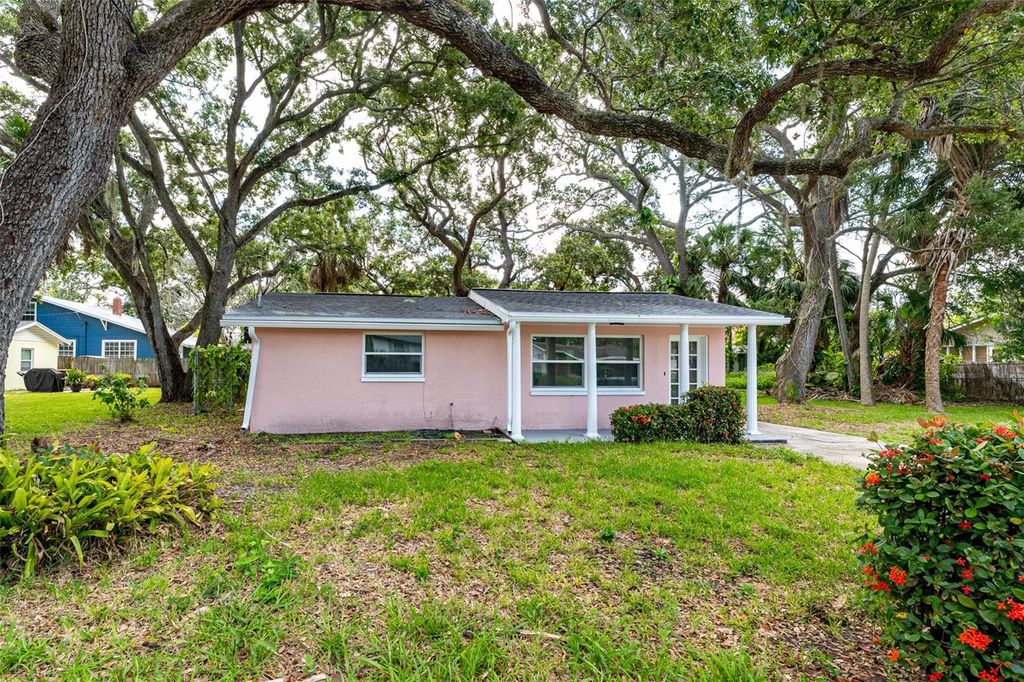 Photo of 311 Banana Street, Tarpon Springs, FL 34689 (MLS # TB8409173)