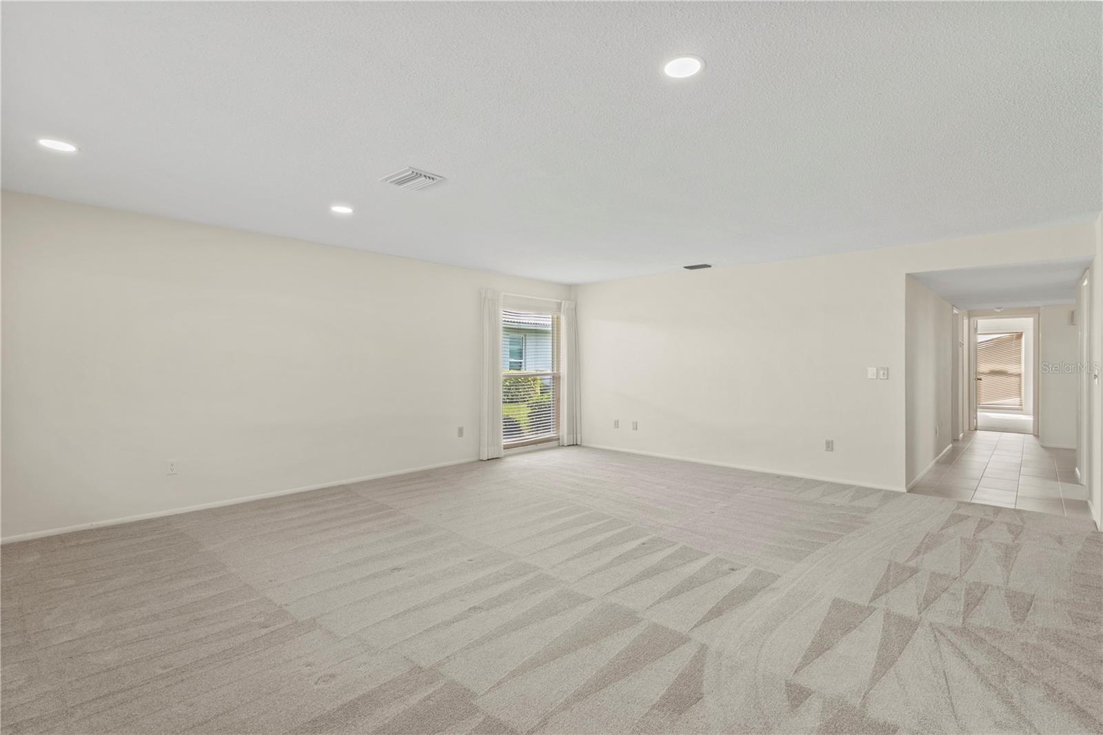 VILLAGE GREEN OF BRADENTON SEC 7 - Residential