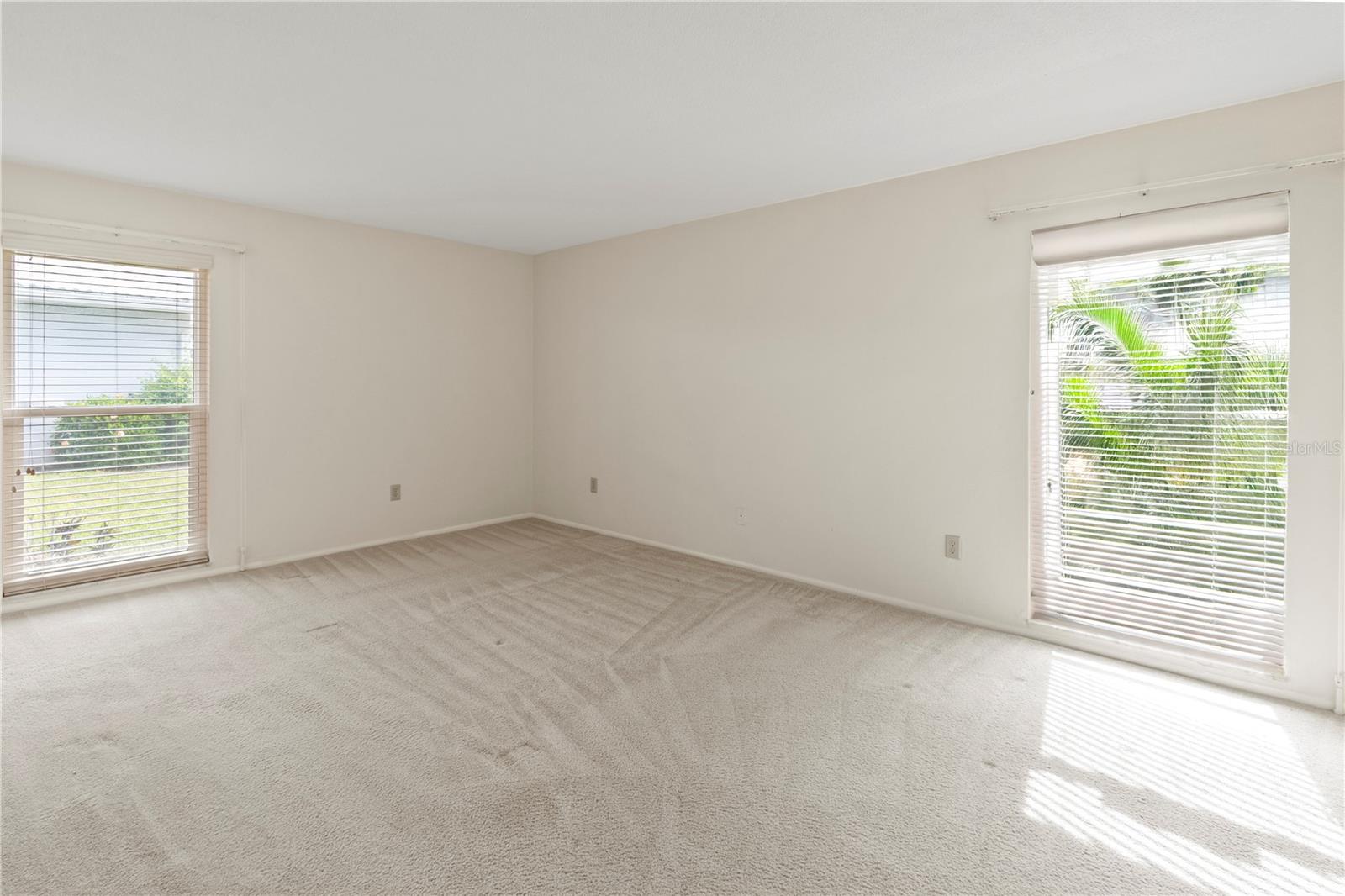 VILLAGE GREEN OF BRADENTON SEC 7 - Residential