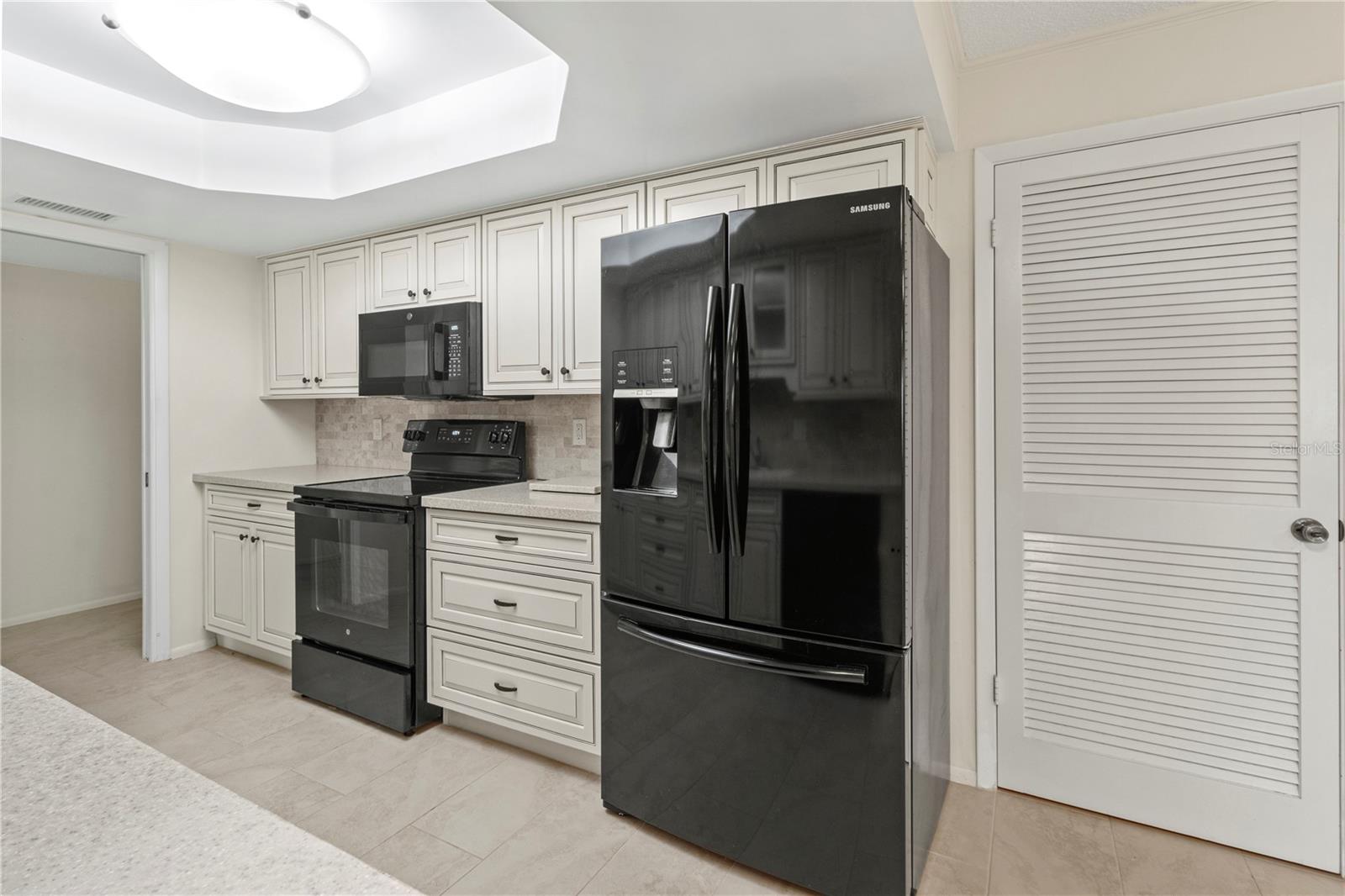 VILLAGE GREEN OF BRADENTON SEC 7 - Residential