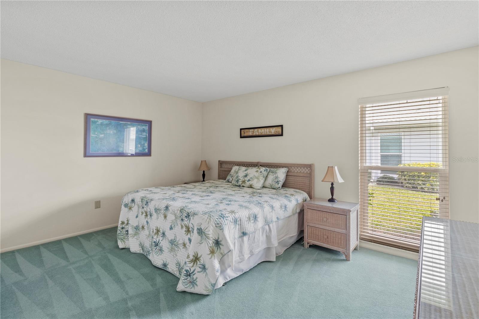 VILLAGE GREEN OF BRADENTON SEC 7 - Residential