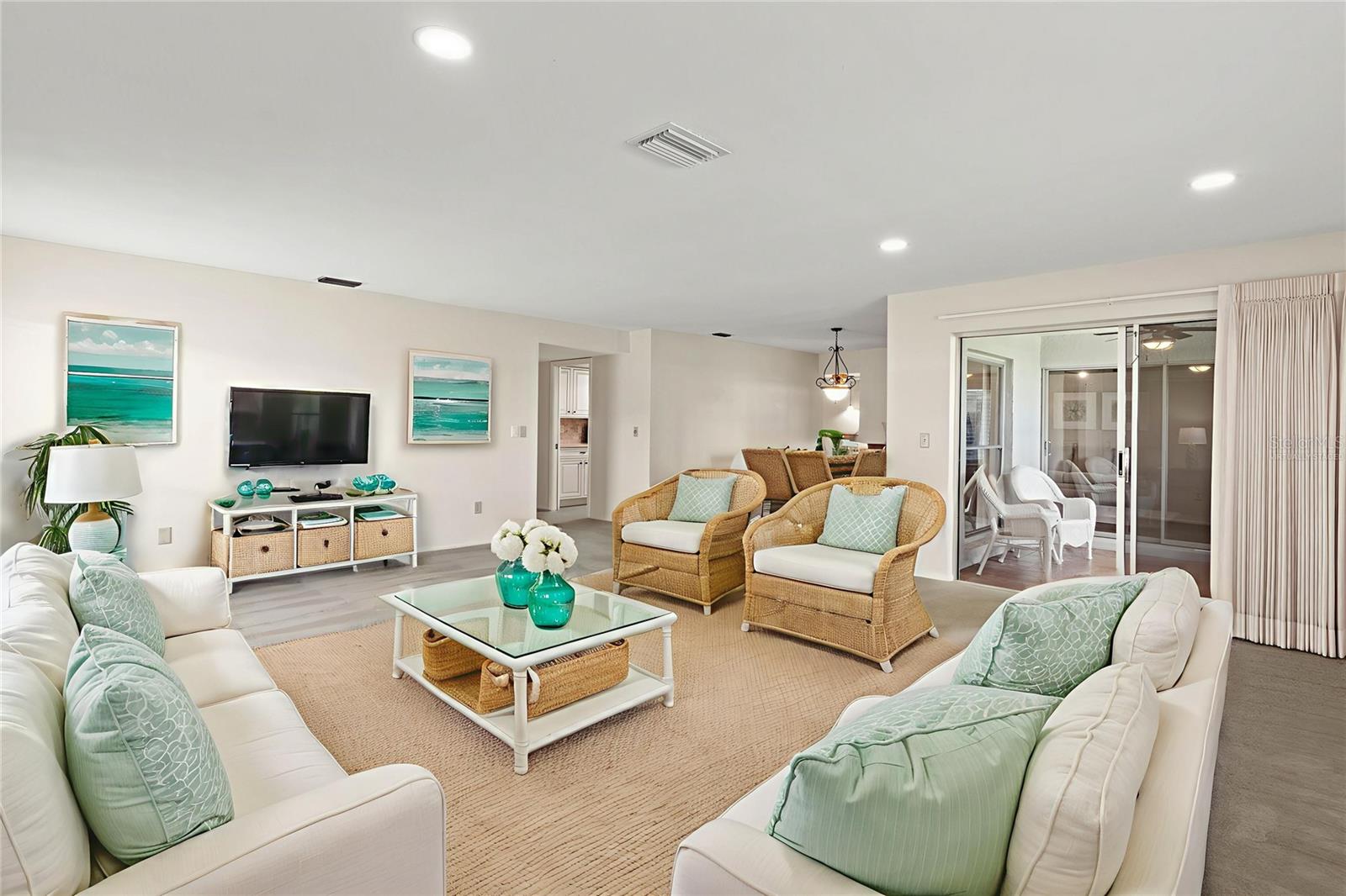 VILLAGE GREEN OF BRADENTON SEC 7 - Residential