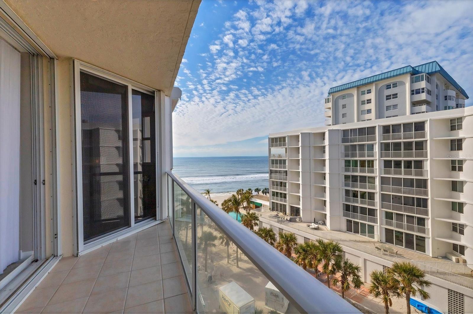 L ELEGANCE ON LIDO BEACH - Residential