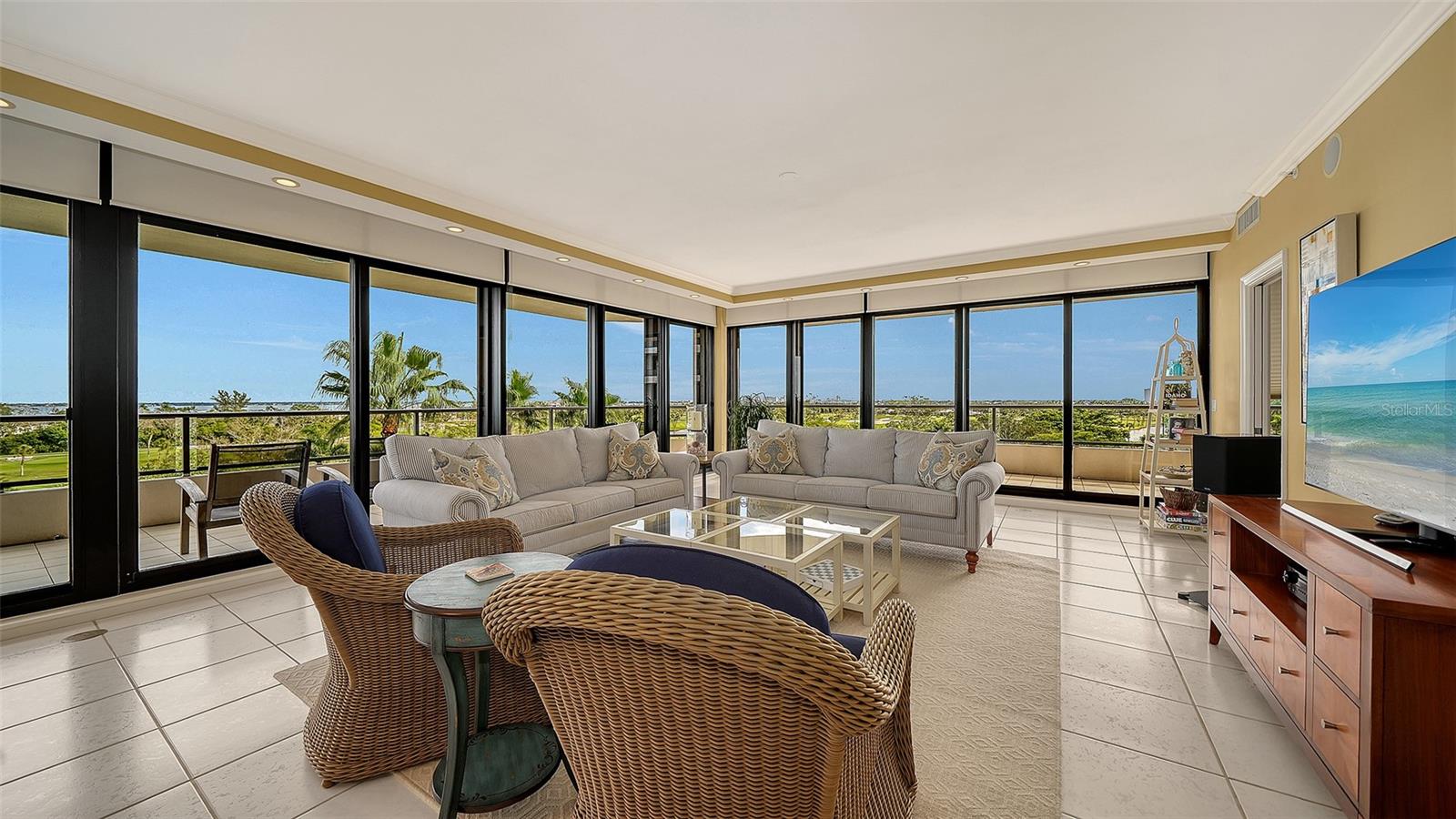 SANCTUARY III - Residential