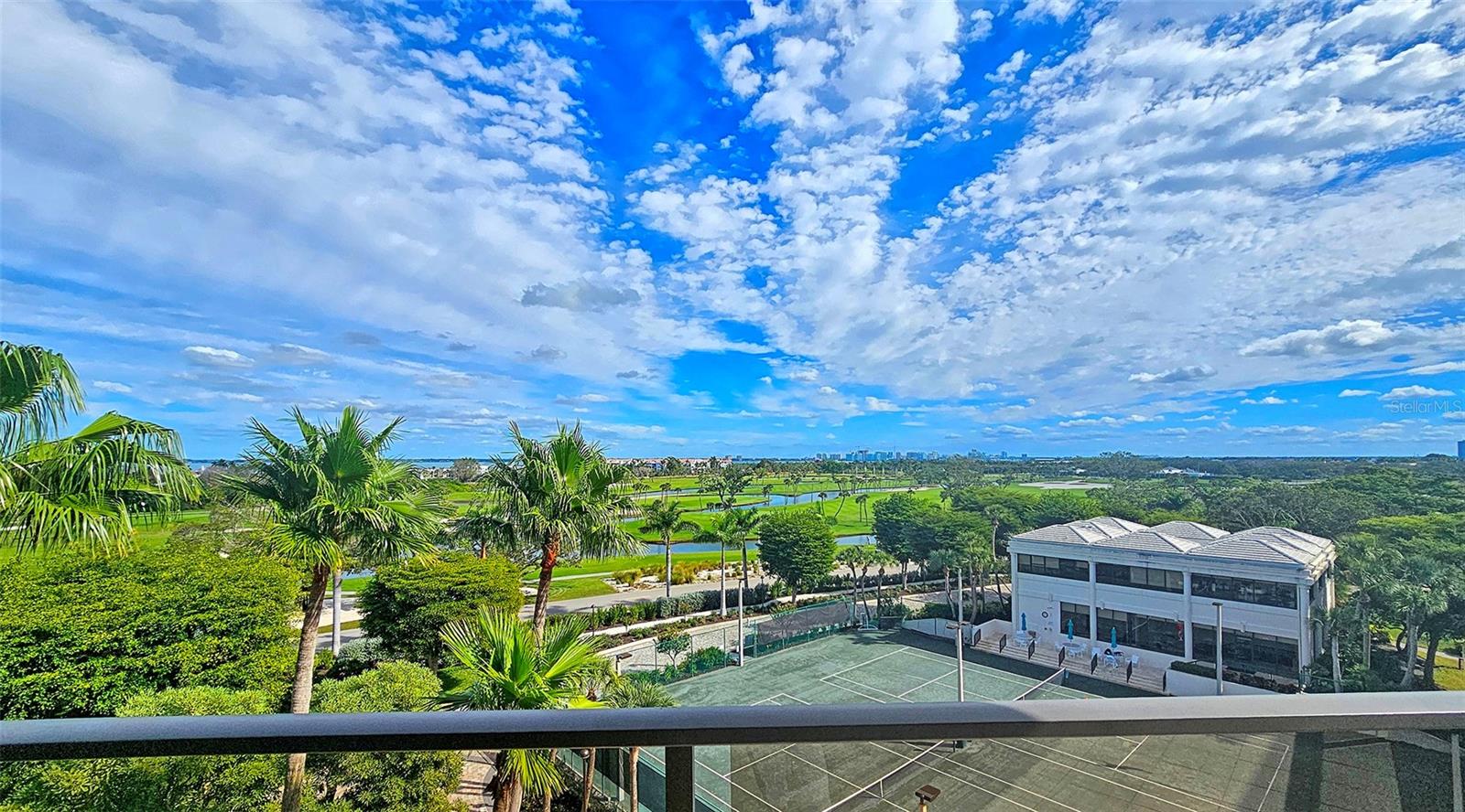 SANCTUARY III - Residential