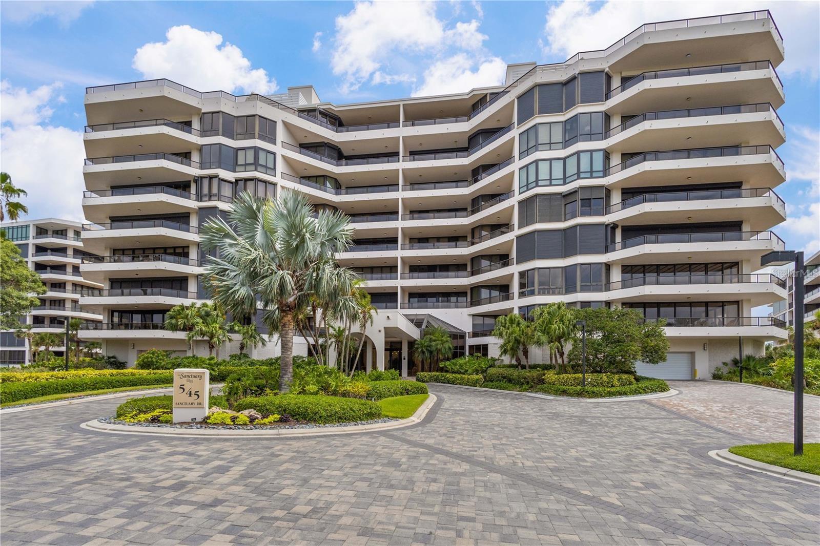 545 SANCTUARY DRIVE B506