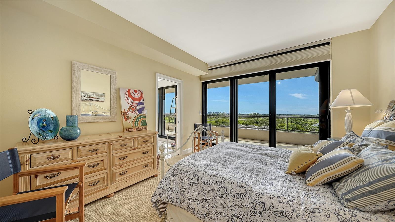 SANCTUARY III - Residential