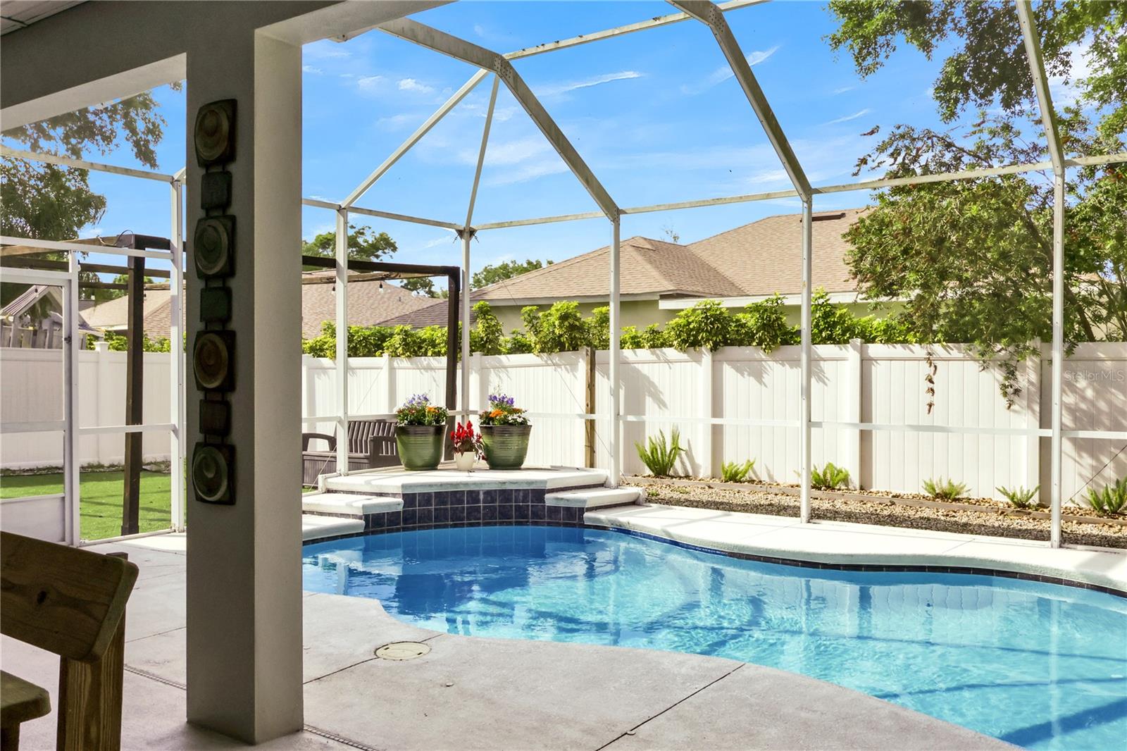 6068 SPRUCE POINT CIRCLE