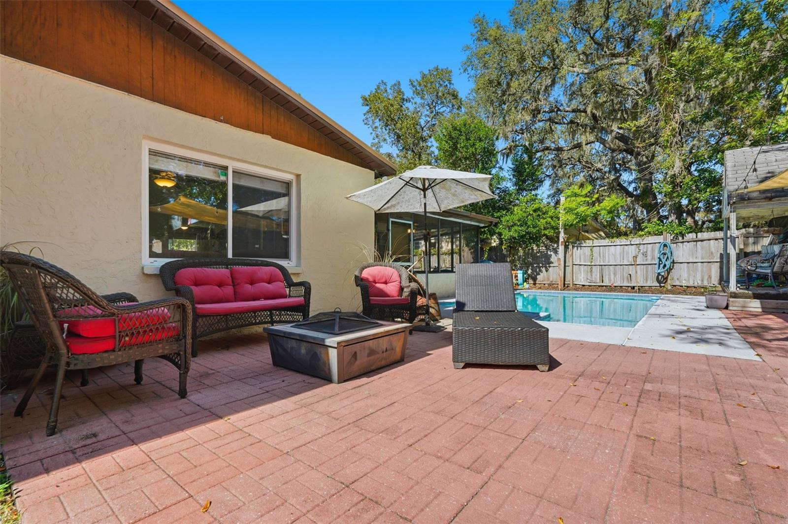 MOON LAKE ESTATES - Residential