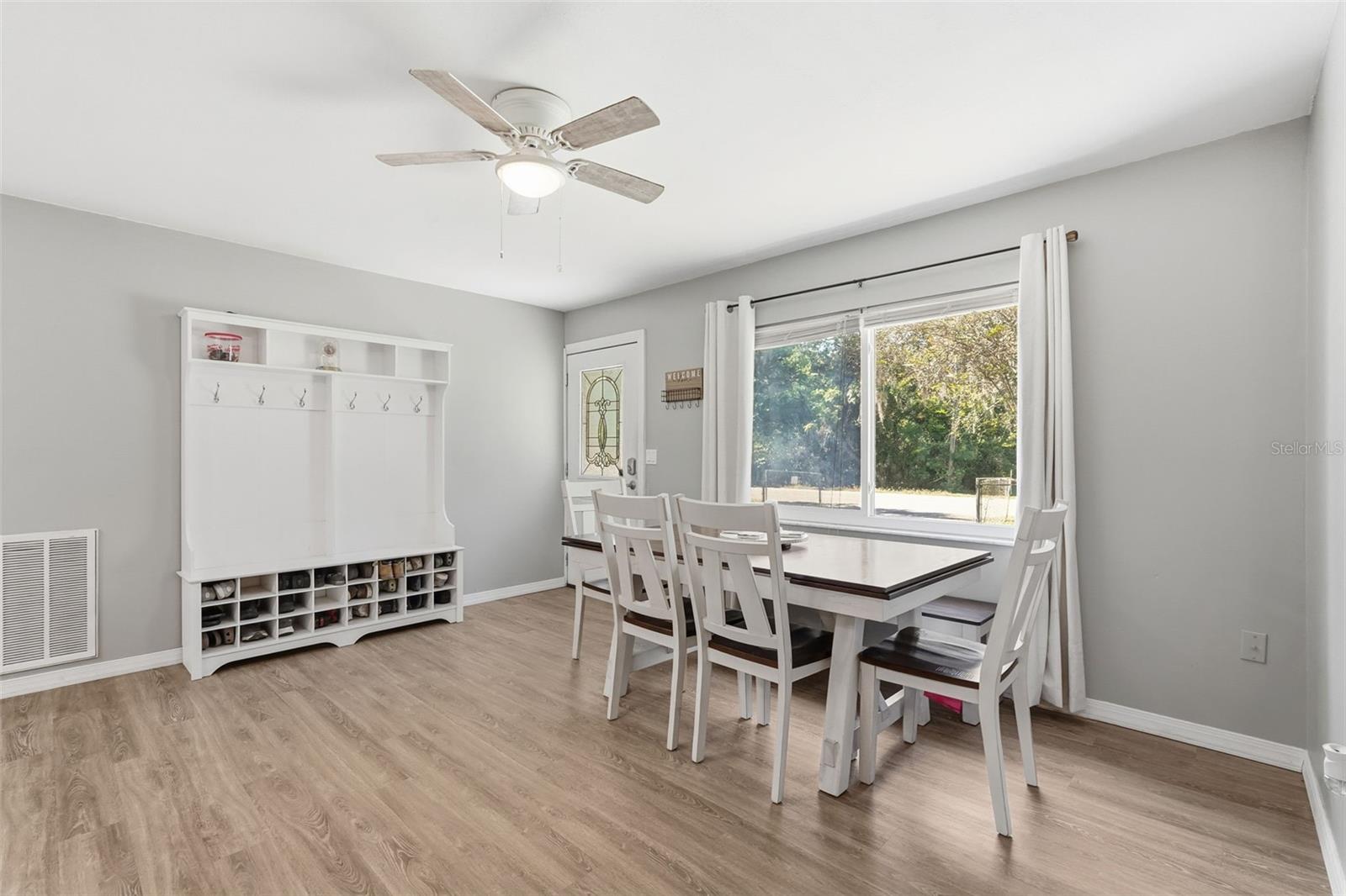 MOON LAKE ESTATES - Residential