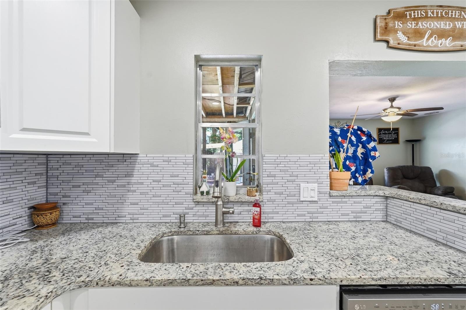 MOON LAKE ESTATES - Residential