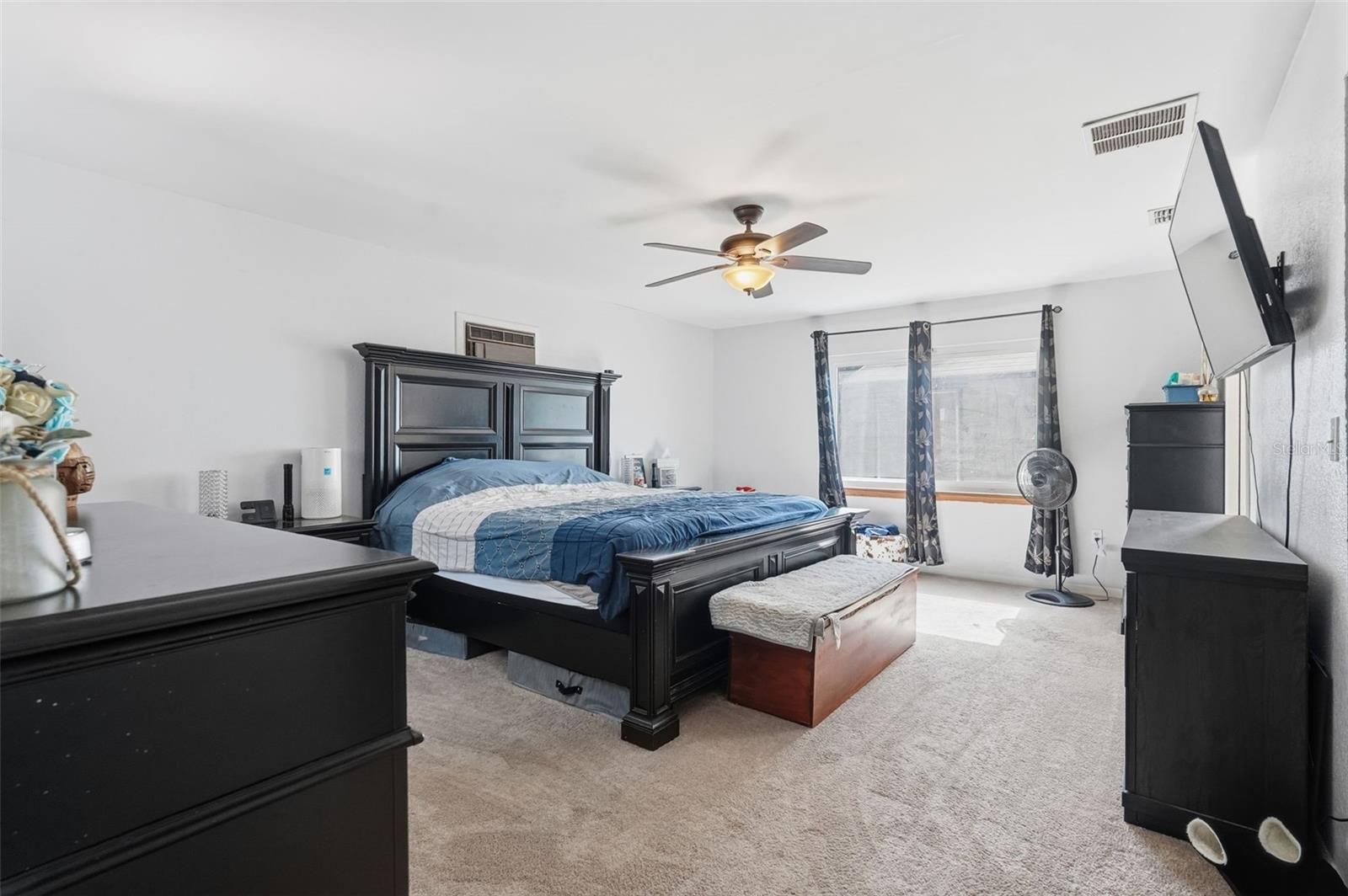 MOON LAKE ESTATES - Residential